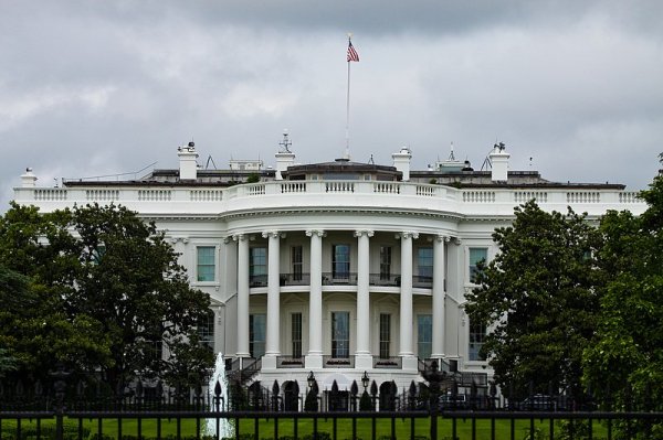 线上股票配资代理 不满就业数据 特朗普再批劳工统计局前局长制造“骗局”